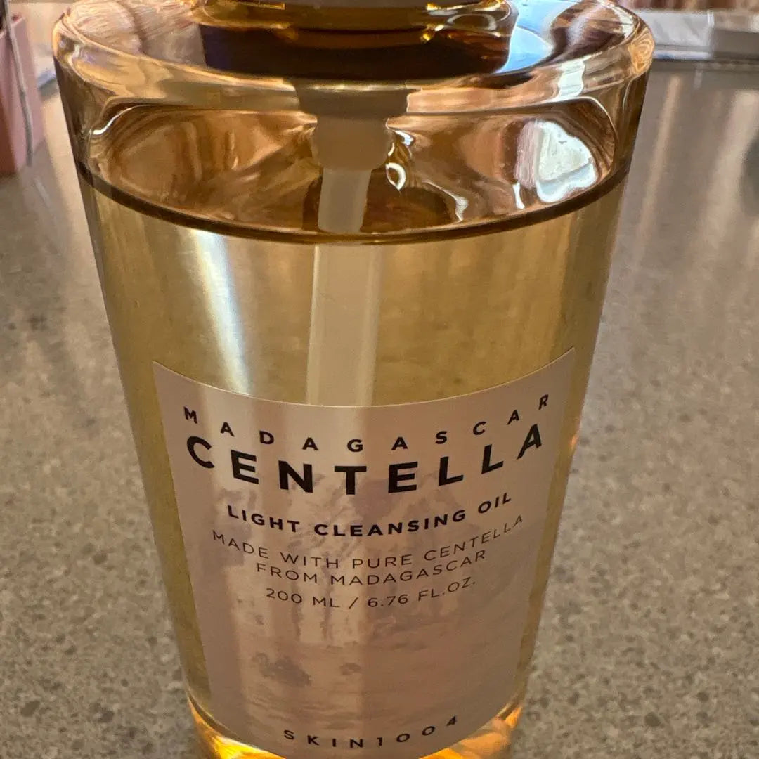 Centella Light Cleansing Oil